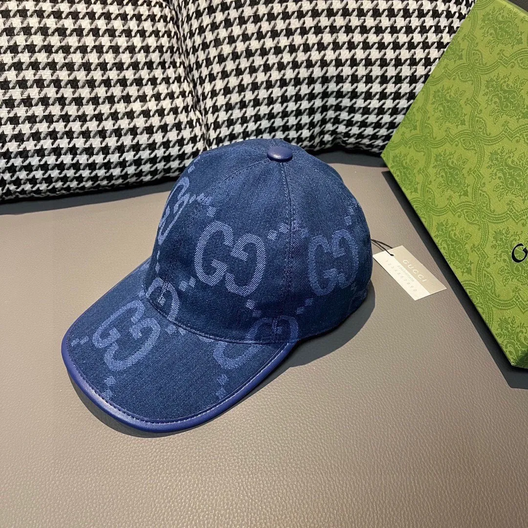🉐️90, Gucci Gucci's new original baseball cap, large double G, 1:1 mold opening and customization at the counter, perfect pattern, original canvas fabric + first-layer cowhide, light and breathable! The basic head circumference is 56cm, and the patch is adjustable.