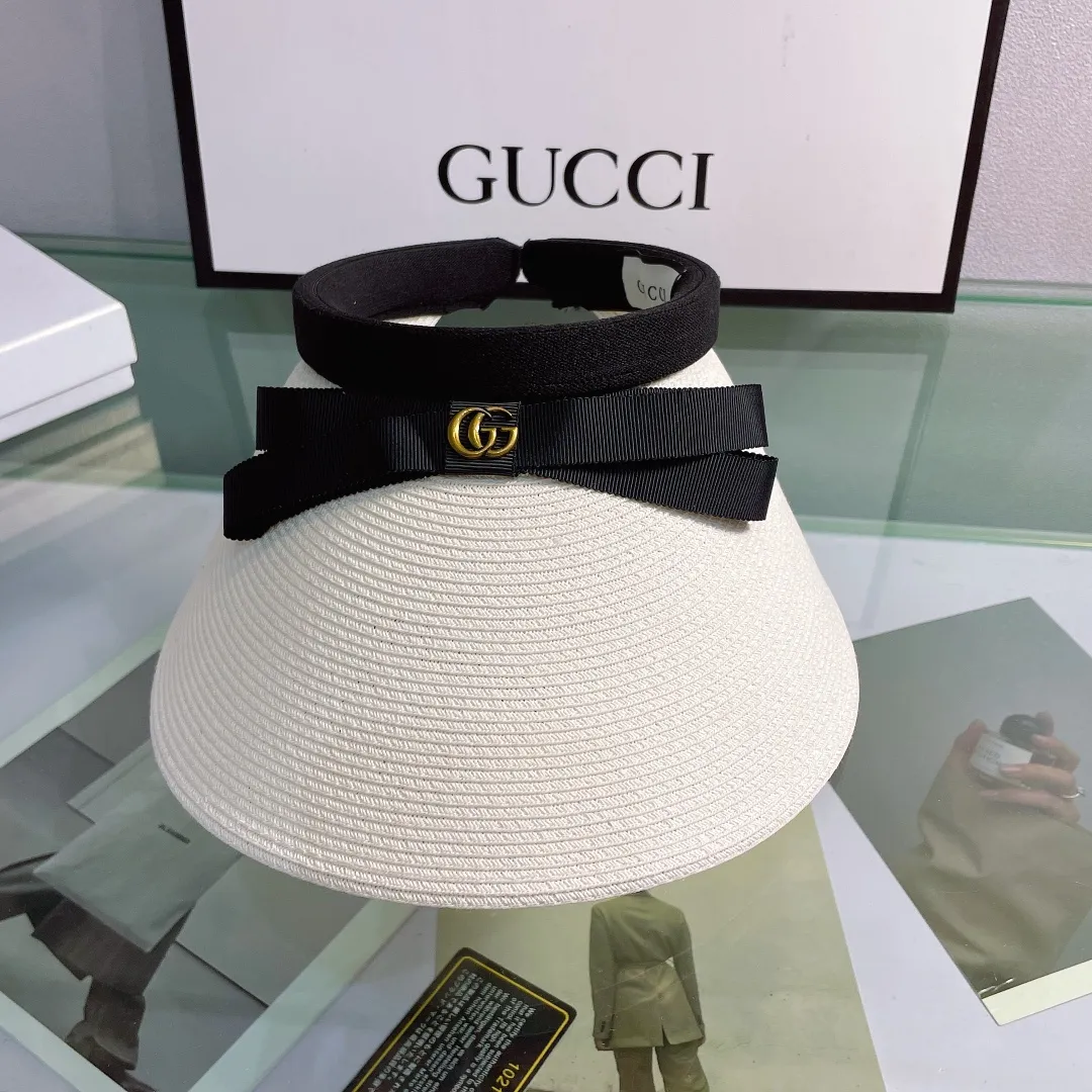 P70 Gucci quality fine braided bow🎀empty top hat, sweet style 💙Because the hat has an empty top, it will not feel dull in summer and does not pick up your hairstyle and face shape! The sun protection effect is no less than that of a professional sun protection cloth hat. Just buy the western style one🙄