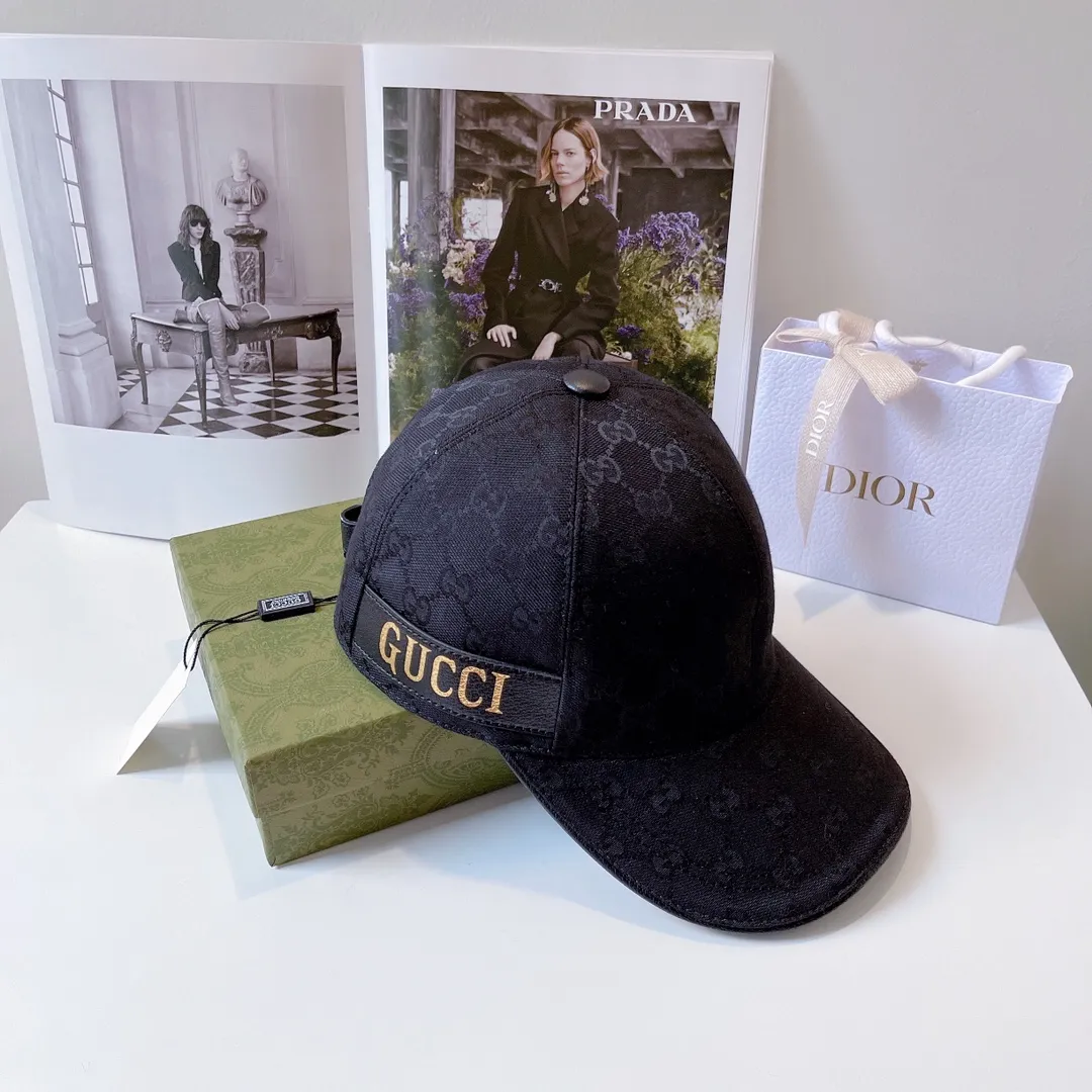 🉐110 Gucci new original baseball cap, 1:1 mold opening and customization at the counter, heavy embroidery, original canvas + first-layer cowhide, light and breathable! The quality is great, the basic head circumference is 56cm, the patch is adjustable