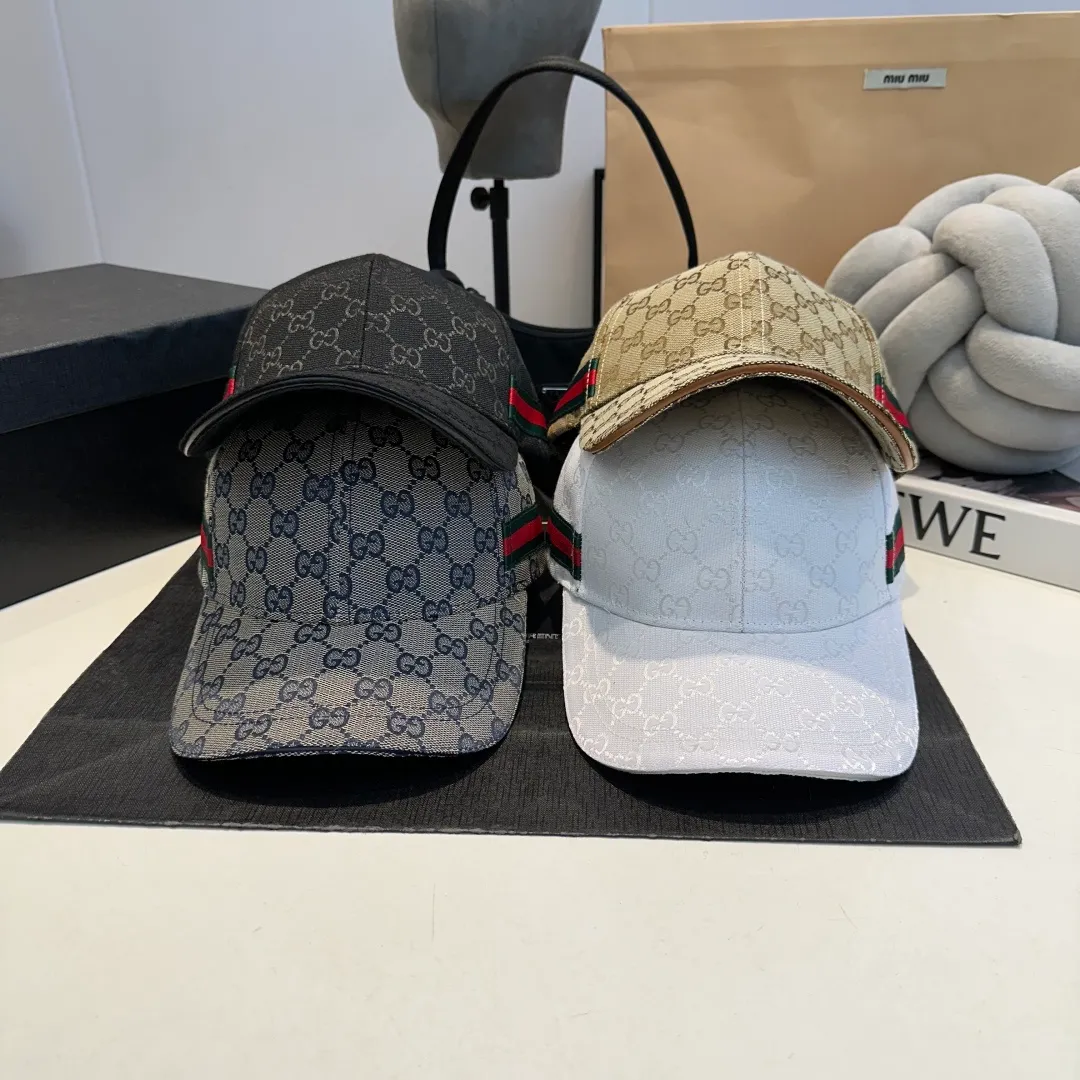 P600000 classic model! Gucci (Gucci) classic original baseball cap😍Light and breathable! Photographed in real life, suitable for men and women in all seasons, basic head circumference 56cm, adjustable patches.