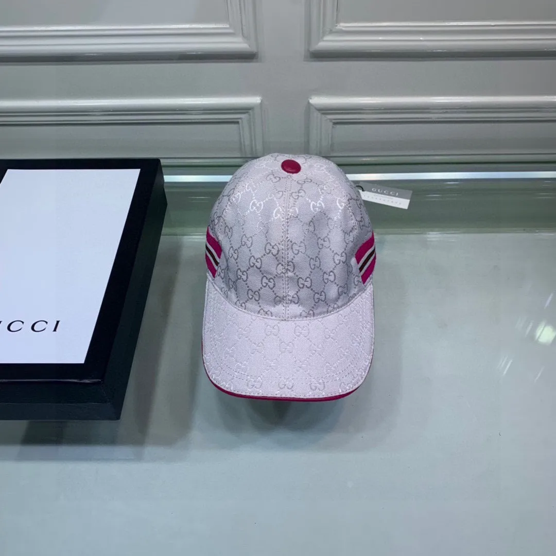 🉐120 Gucci (Gucci) 2021 new original baseball cap😍😍1:1 mold opening and customization at the counter! Original canvas fabric + first-layer cowhide, light and breathable! Actual photo, suitable for men and women, basic head circumference 56cm, adjustable patch.
