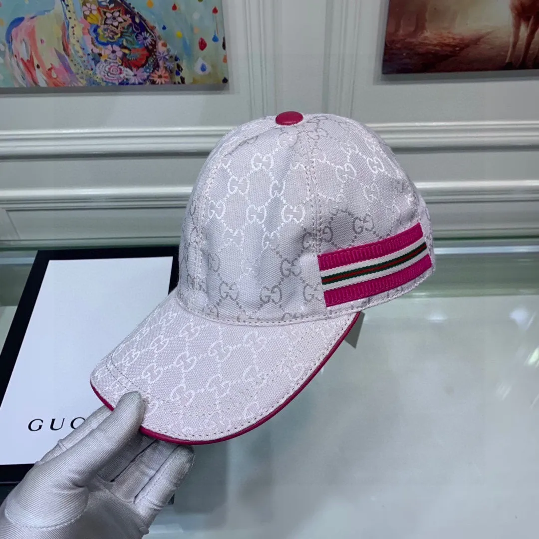 🉐120 Gucci (Gucci) 2021 new original baseball cap😍😍1:1 mold opening and customization at the counter! Original canvas fabric + first-layer cowhide, light and breathable! Actual photo, suitable for men and women, basic head circumference 56cm, adjustable patch.