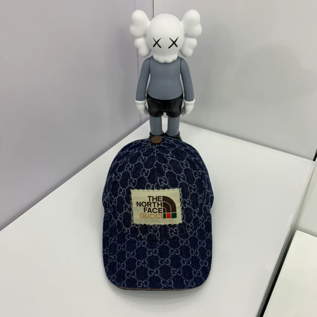 🉐60 Gucci fisherman hat co-branded with North Face♥️GUCCI baseball cap🧢Official website new product, baseball cap, original quality is coming soon 🔥🎩 The craftsmanship is very exquisite, high-end and classy! Low-key luxury, easy to carry! Running volume!