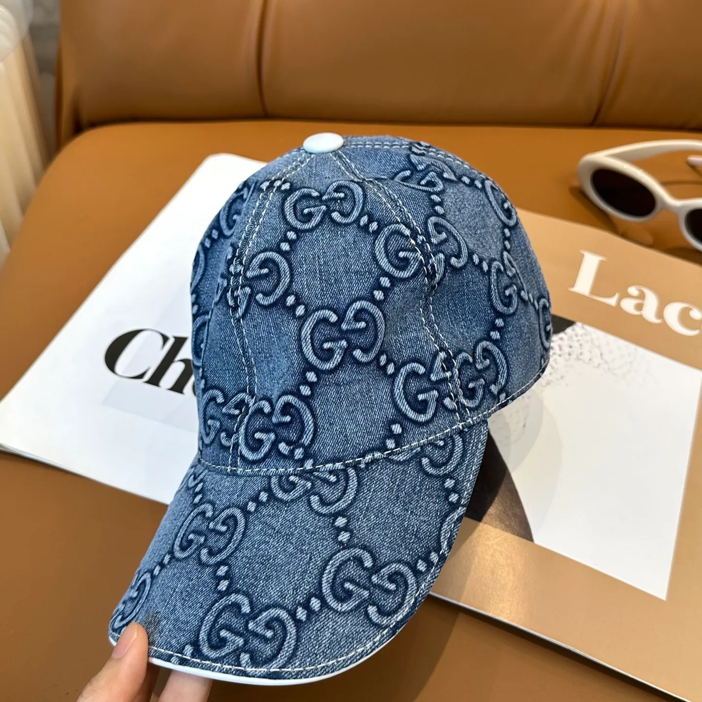 P86 Gucci (Gucci) classic original washed denim baseball cap😍Customized at the counter with 1:1 mold opening, the highest version, the original canvas is light and breathable! Photographed in real life, suitable for men and women in all seasons, basic head circumference 56cm, adjustable patches.