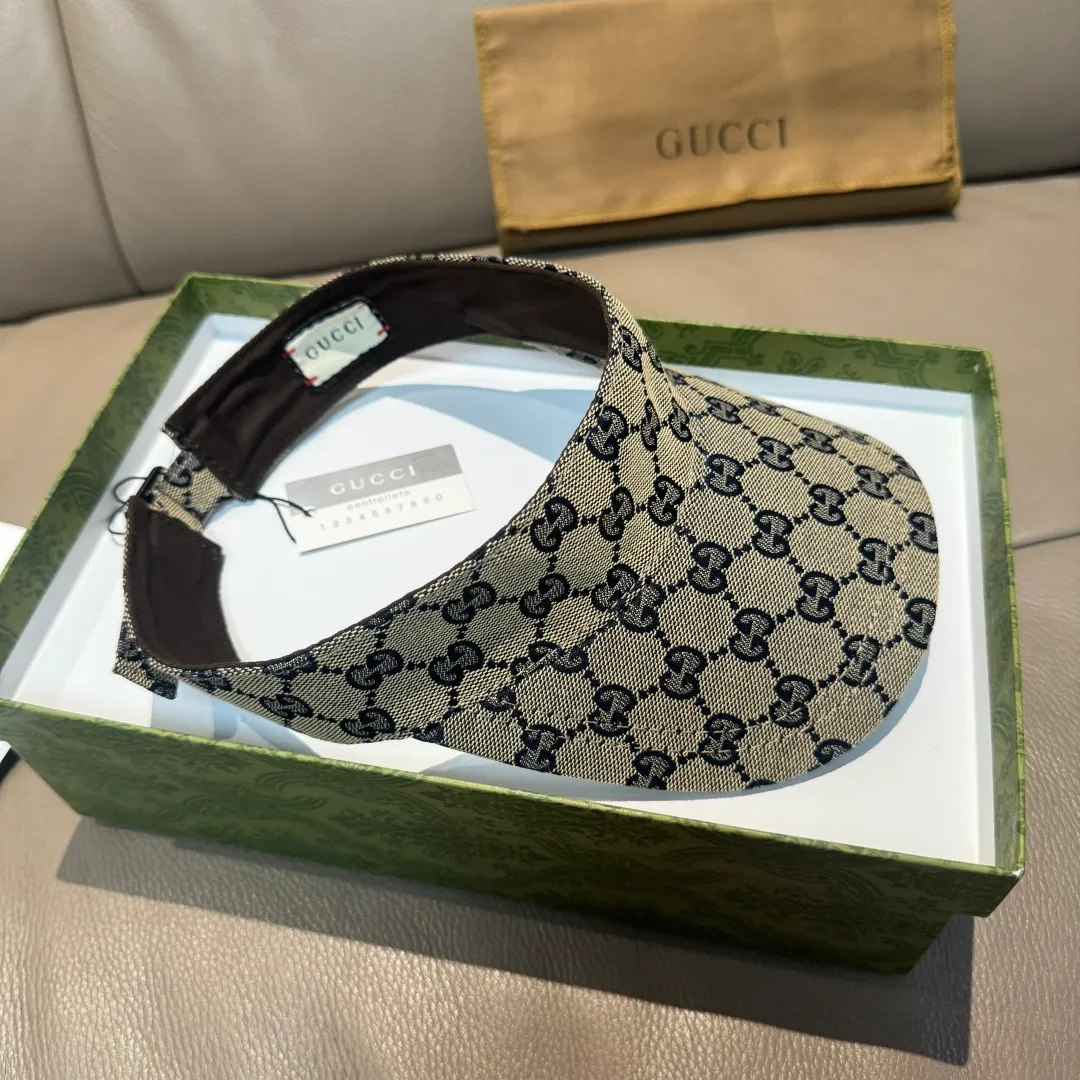 P90 original version shipped!   , Gucci (Gucci) latest original single wide version of the empty hat with webbing. 1:1 mold opening and customization at the counter, the highest version, original canvas fabric, light and breathable! Photographed in real life, suitable for men and women in all seasons, basic head circumference 56cm, adjustable patches.