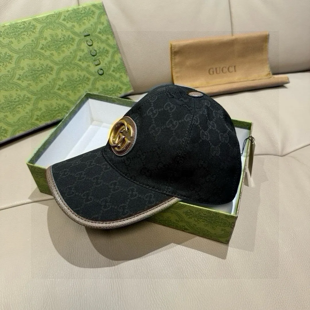 P90., Gucci (Gucci) new original baseball cap, metal double G, the latest model at the counter, 1:1 mold customization, genuine mold hardware, original canvas fabric + first-layer cowhide, original quality! The quality is great, the basic head circumference is 56cm, and the patch is adjustable.