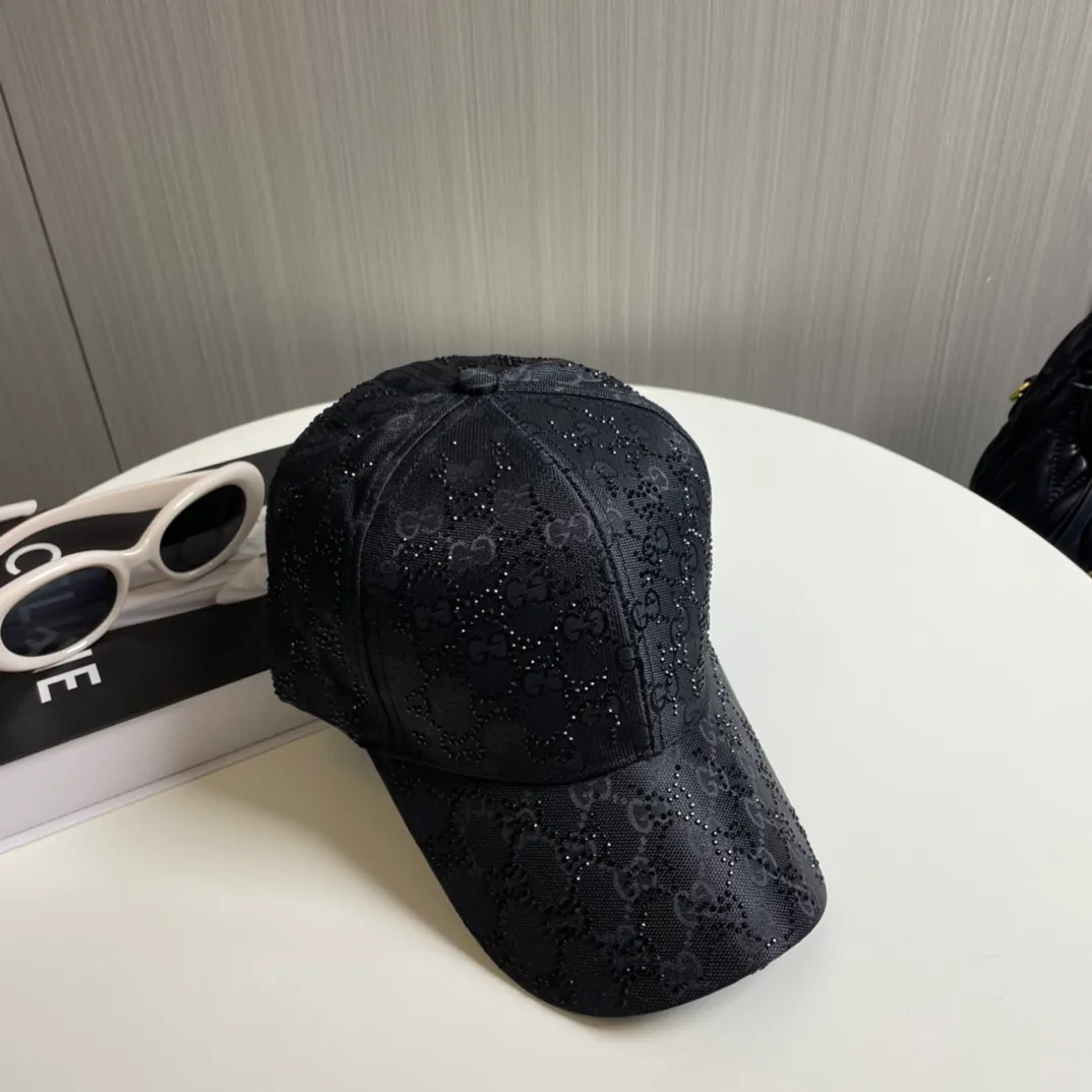P90 🧢High version shipped from Gucci official website, full diamond logo baseball cap, very classic, popular retro beauty, usable in all seasons, a must-have when going out, very flattering