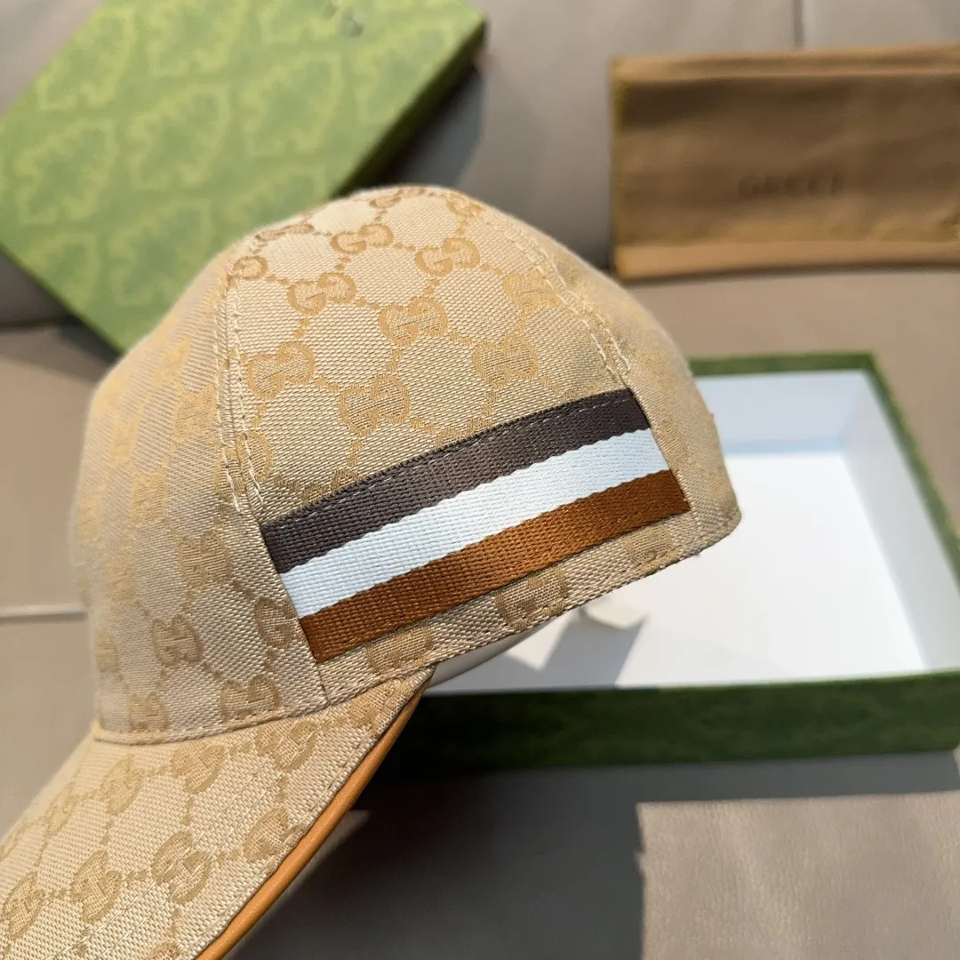 p90 ten thousand year old classic new color is shipped!   , Gucci (Gucci) classic original baseball cap 😍😍 1:1 mold opening and customization at the counter, the highest version, original canvas fabric + first layer of cowhide, light and breathable! Photographed in real life, suitable for men and women in all seasons, basic head circumference 56cm, adjustable patches.