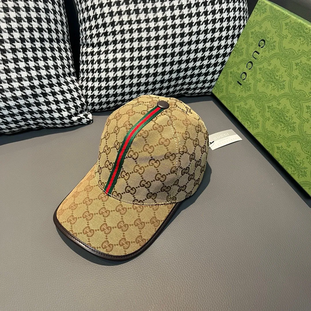 p90., Gucci (Gucci) classic original baseball cap, vertical small webbing, 1:1 mold customization, original canvas + first-layer cowhide, genuine leather edging, handsome and fashionable, popular purchasing agency, versatile style for men and women, great quality! The basic head circumference is 56cm, and the patch is adjustable.