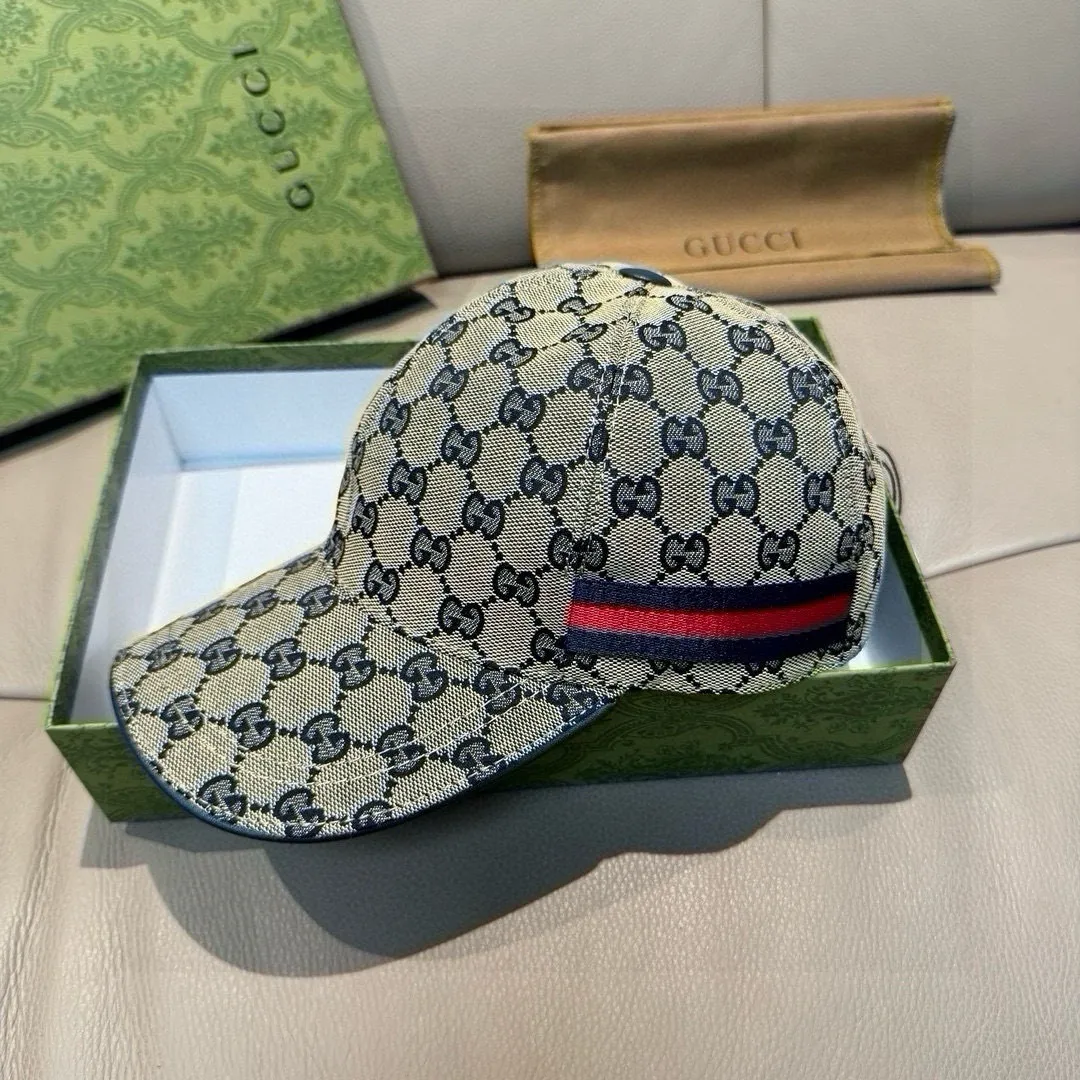 p900000 classic model! Apricot color, black, available in S and L sizes, Gucci (Gucci) classic original baseball cap 😍😍Customized with 1:1 mold opening at the counter, the highest version, original canvas fabric + first-layer cowhide, light and breathable! Photographed in real life, suitable for men and women in all seasons, basic head circumference 56cm, adjustable patches.
