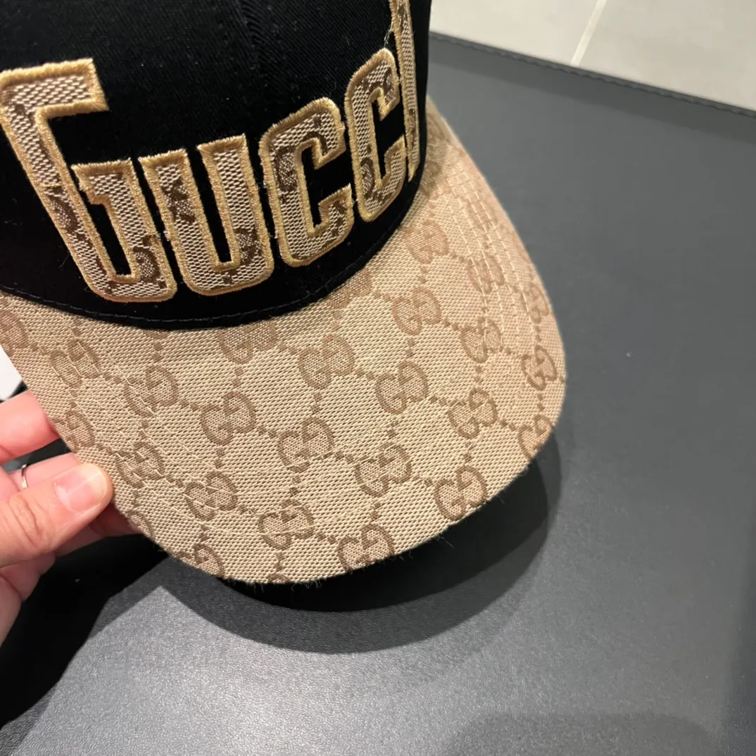 Running volume 56¥ Gucci cap