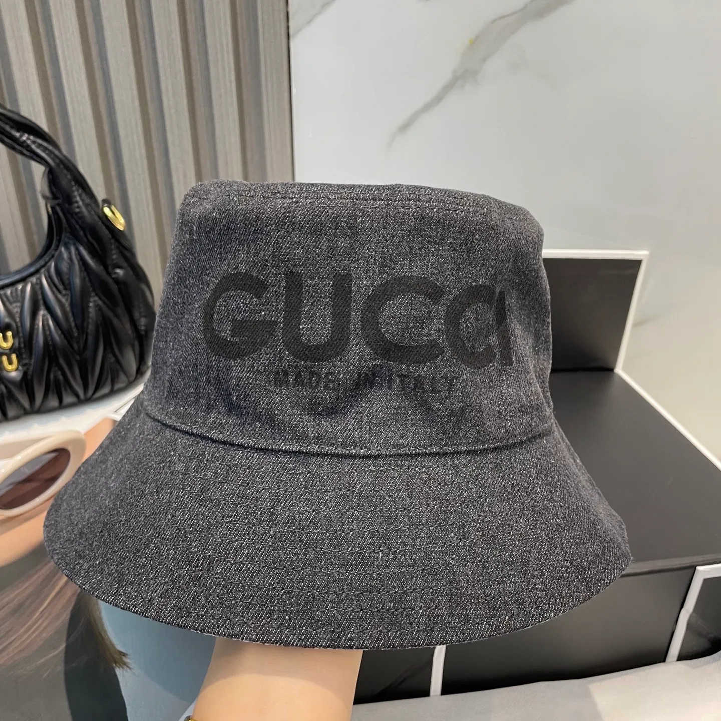 P70 GUCCI 2025 new simple double-sided fisherman hat at the counter, very trendy! Casual and sports style, classic production, super easy to match!