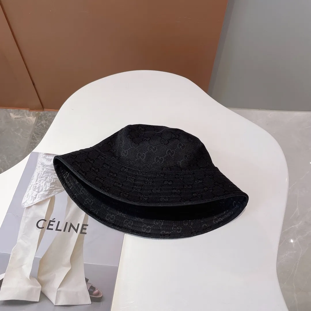 P66 GUCCI Gucci 2022 new model reversible fisherman hat at the counter simultaneously, hot model shipped, super easy to match, new model on the shelves