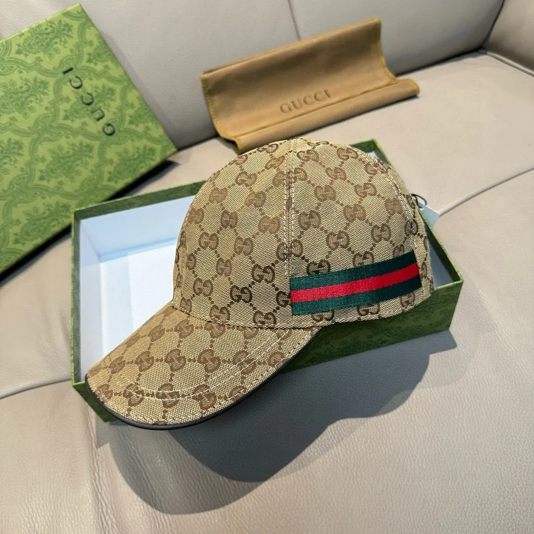 P900,000 classic model! Apricot color, black, S and L sizes, Gucci (Gucci) classic original baseball cap😍😍Customized at 1:1 counter, the highest version, original canvas fabric + first-layer cowhide, light and breathable! Photographed in real life, suitable for men and women in all seasons, basic head circumference 56cm, adjustable patches.