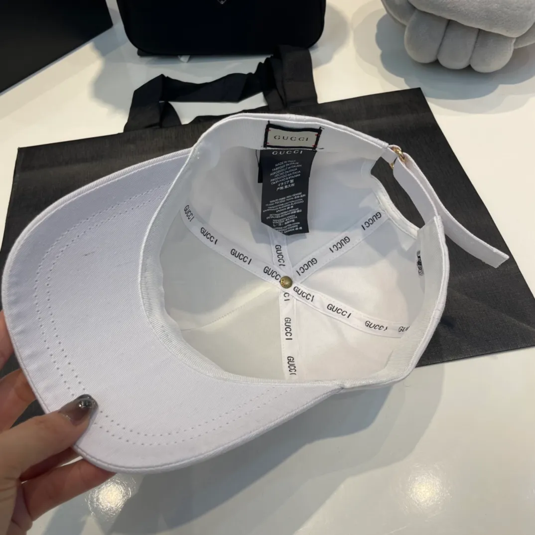 P60 GUCCI Gucci co-branded Balenciaga 2023 new simple embroidered baseball cap, very trendy! Casual and sports style. Super easy to match clothes