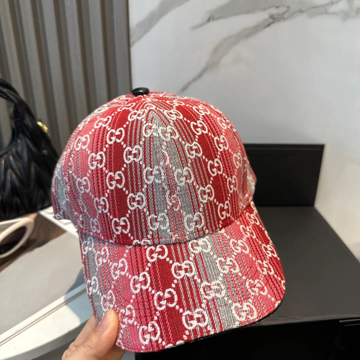 P56 GUCCI Gucci 2025 counter new jacquard baseball cap🧢very trendy! Casual and sports style, classic production, super easy to match! Look small