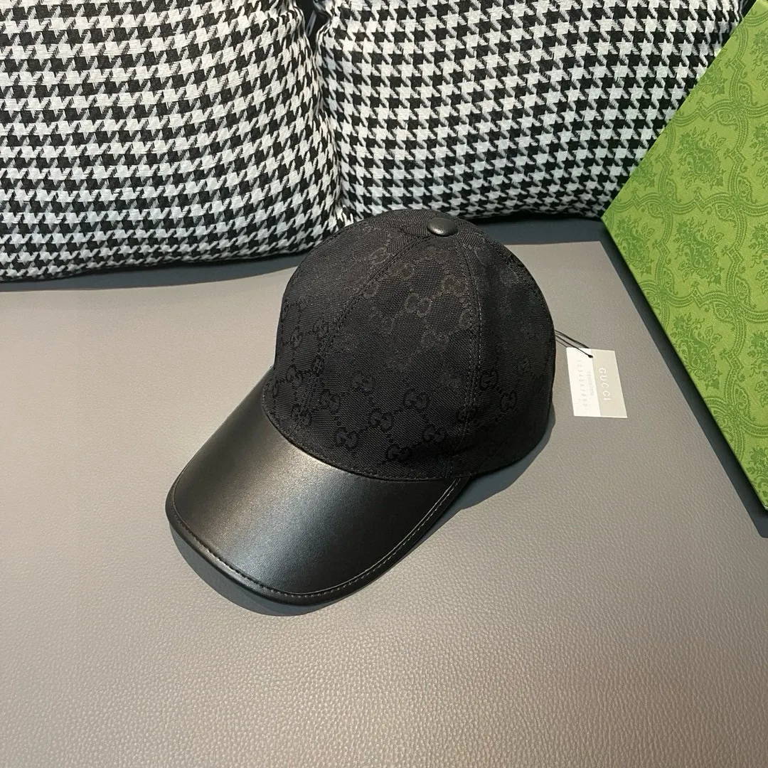 Batch 90, Gucci (Gucci) new original baseball cap, canvas and leather, best-selling model at the counter, 1:1 mold customization, original canvas fabric + first-layer cowhide, fashionable and handsome! The quality is great, the basic head circumference is 56cm, and the patch is adjustable.