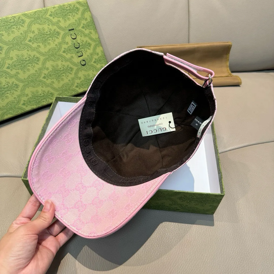 p900000 classic model! Apricot color, black, available in S and L sizes, Gucci (Gucci) classic original baseball cap 😍😍Customized with 1:1 mold opening at the counter, the highest version, original canvas fabric + first-layer cowhide, light and breathable! Photographed in real life, suitable for men and women in all seasons, basic head circumference 56cm, adjustable patches.