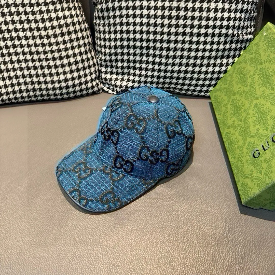 p90 New model shipped from official website. Gucci's latest original baseball cap, large double G, 1:1 mold customization at the counter, perfect alignment, original canvas fabric + first-layer cowhide, light and breathable! The basic head circumference is 56cm, and the patch is adjustable.