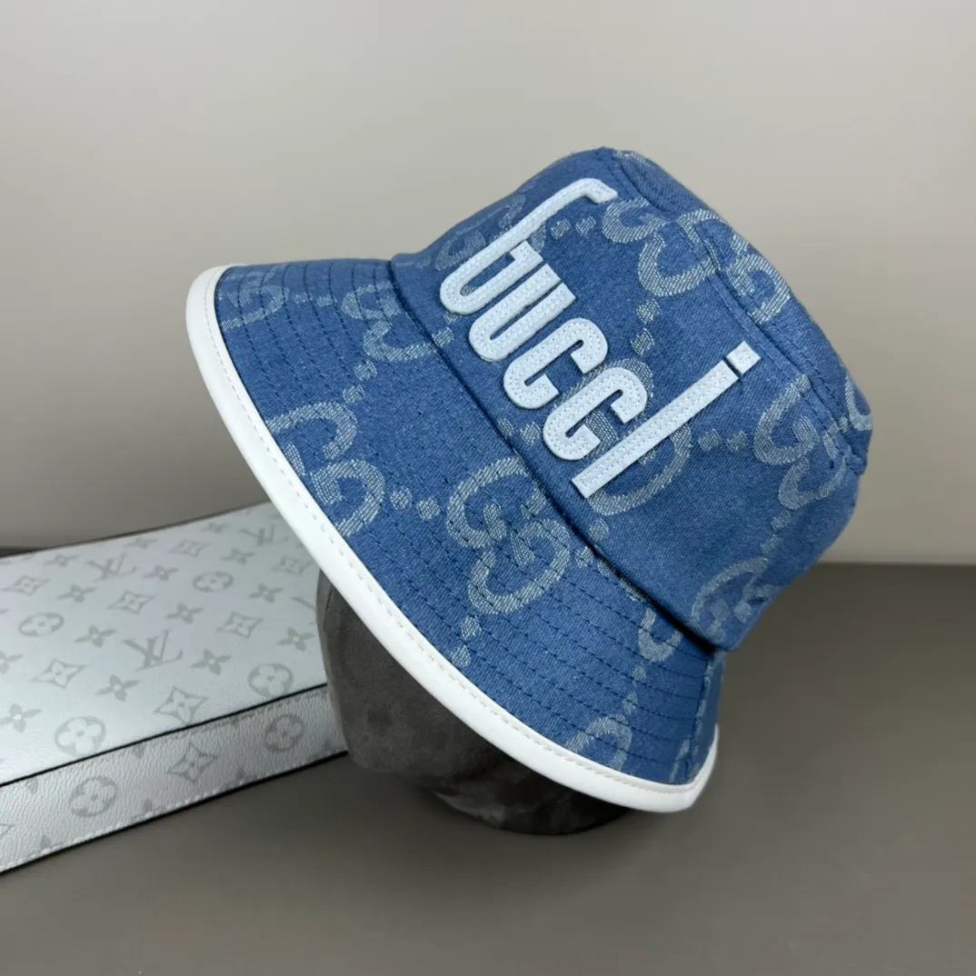 50💰GUCCI Gucci bucket hat👒The new Gucci fisherman hat from the official website is coming. The craftsmanship is very exquisite, and it is high-end and classy! Low-key luxury, easy to carry! Running volume!