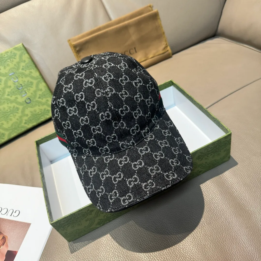 p90, Gucci (Gucci) classic original baseball cap, double G denim jacquard, retro design, 1:1 mold customization at the counter! Original denim fabric + first-layer cowhide, light and breathable! Actual photo, suitable for men and women, basic head circumference 56cm, adjustable patch.