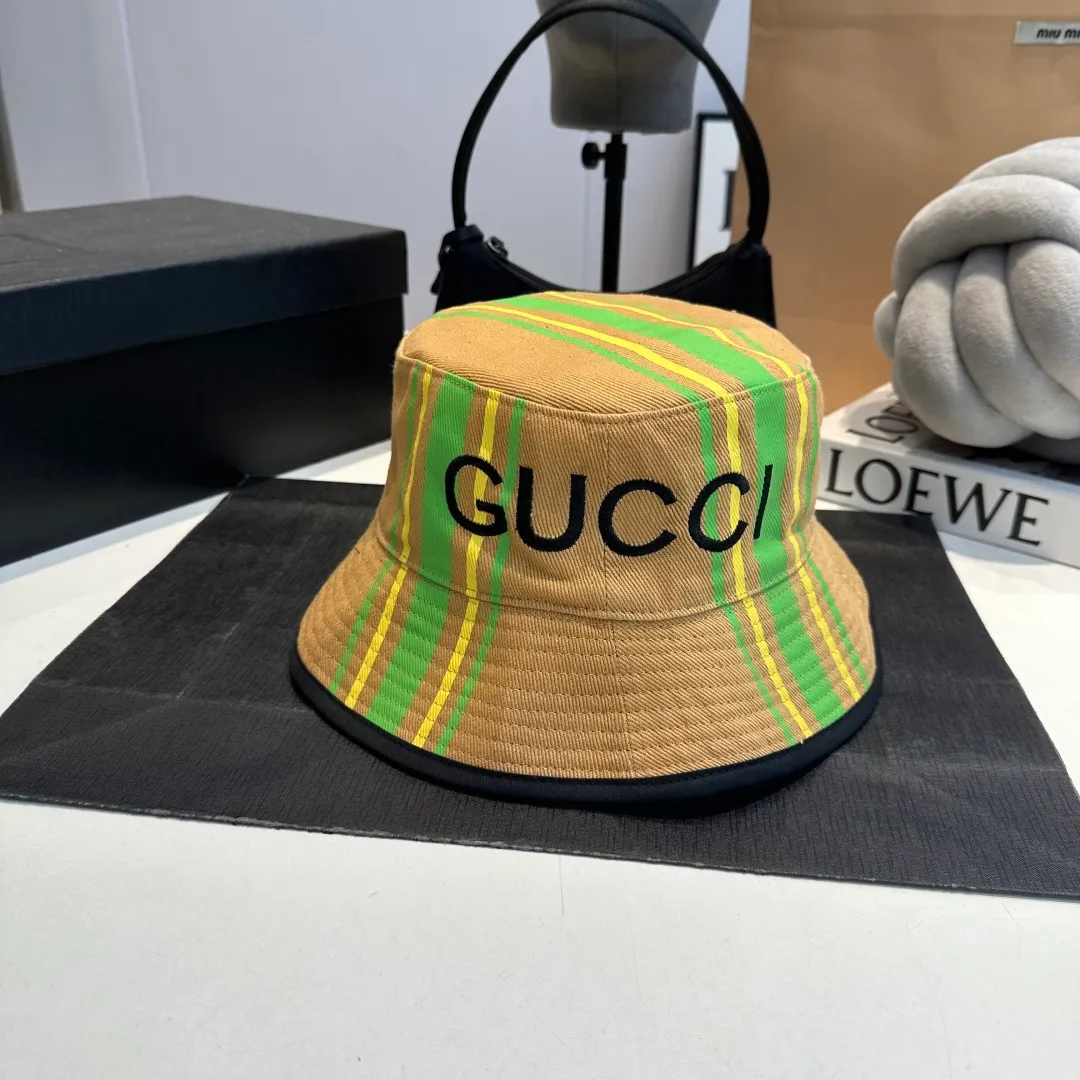 P60 GUCCI Gucci's new counter-synchronized reversible fisherman hat, popular model shipped, super easy to match, new model on the shelves