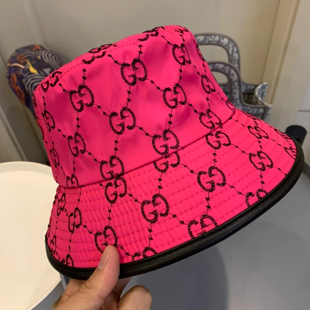 P90 counter synchronized GUCCI super popular fisherman hat, stylish and versatile, practical ~ GG presbyopic design, classic style will last forever, never tire of it, new colors and new technology, laser-like fabrics, high-end colors, you will be warmed🙅‍♂️ High style matching items!
