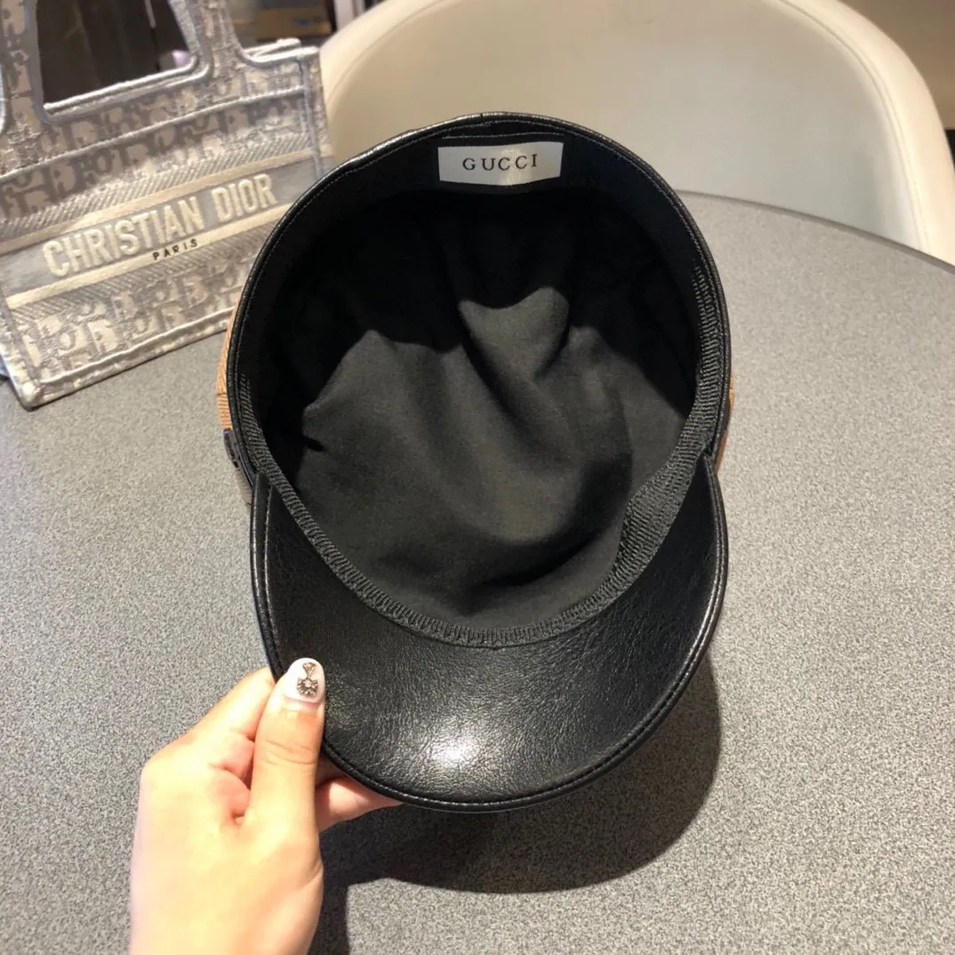 P160 Gucci new military cap, double G metal belt accessories, great style, comfortable and breathable, versatile style!