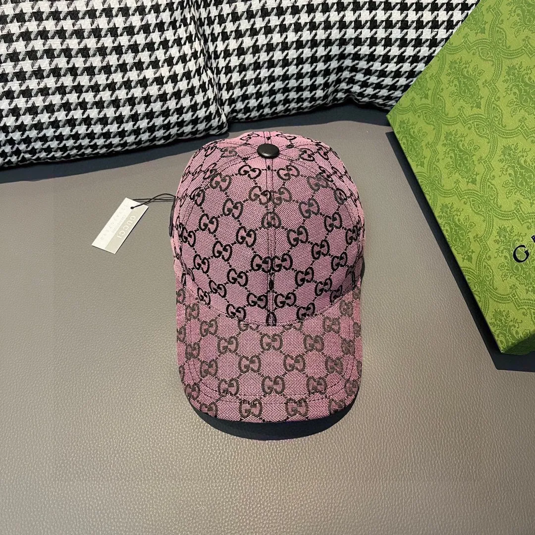 🉐️90 Comes with a cloth bag, Gucci’s new original baseball cap, Multicolor series canvas baseball cap! The latest model from the counter, 1:1 genuine mold opening, original canvas fabric + first layer of cowhide, original factory quality! The quality is great, the basic head circumference is 56cm, and the patch is adjustable.