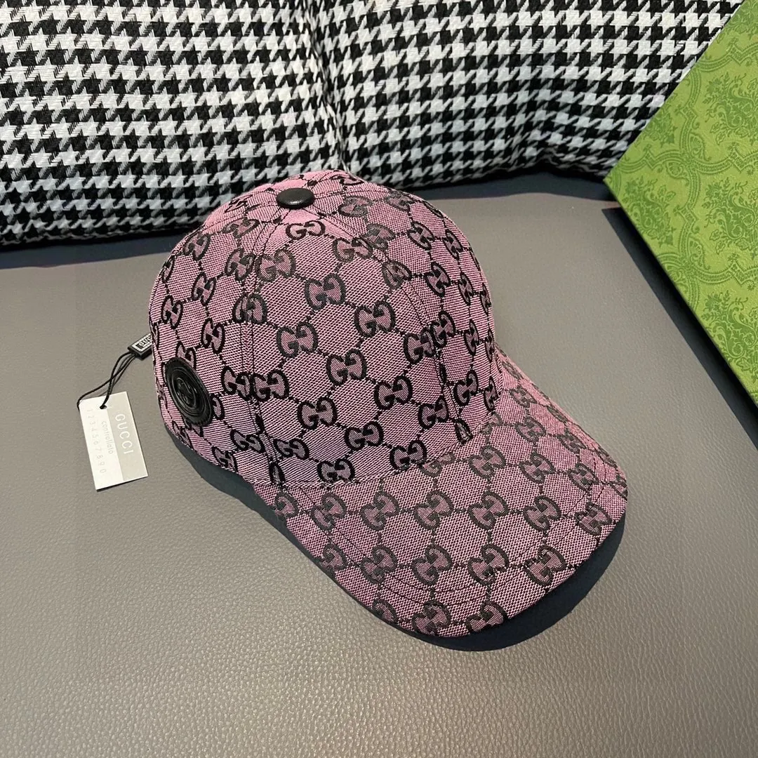 🉐️90 Comes with a cloth bag, Gucci’s new original baseball cap, Multicolor series canvas baseball cap! The latest model from the counter, 1:1 genuine mold opening, original canvas fabric + first layer of cowhide, original factory quality! The quality is great, the basic head circumference is 56cm, and the patch is adjustable.