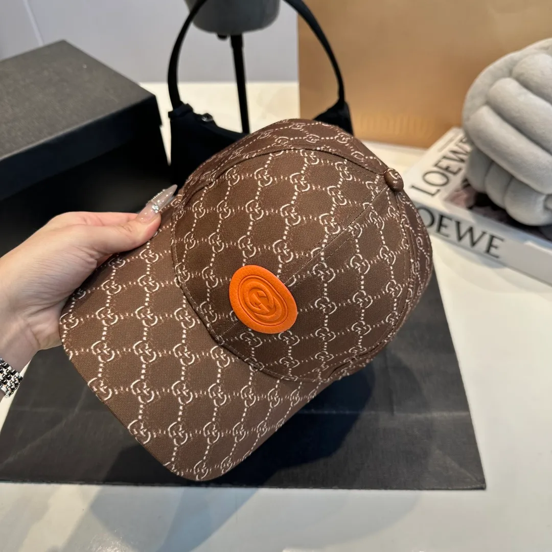 P56 Gucci Baseball Cap GUCCI official website new product, baseball cap, original quality is very popular 🔥The craftsmanship is very exquisite, high-end and classy! Low-key luxury, easy to carry! Running volume!