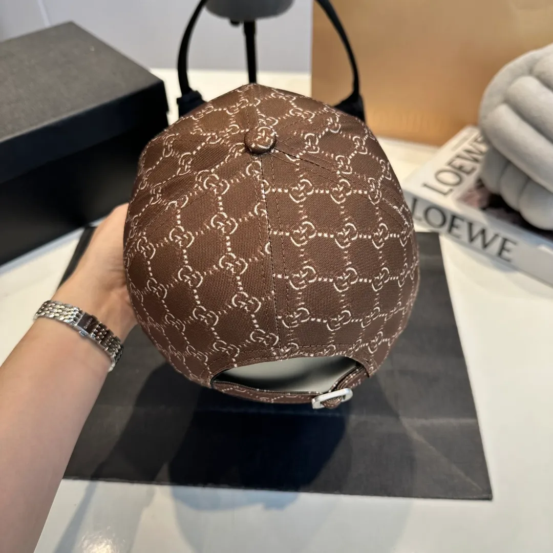 P56 Gucci Baseball Cap GUCCI official website new product, baseball cap, original quality is very popular 🔥The craftsmanship is very exquisite, high-end and classy! Low-key luxury, easy to carry! Running volume!
