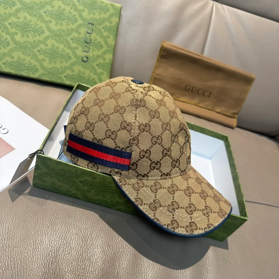 p90 ten thousand year old classic new color is shipped!   , Gucci (Gucci) classic original baseball cap 😍😍 1:1 mold opening and customization at the counter, the highest version, original canvas fabric + first layer of cowhide, light and breathable! Photographed in real life, suitable for men and women in all seasons, basic head circumference 56cm, adjustable patches.