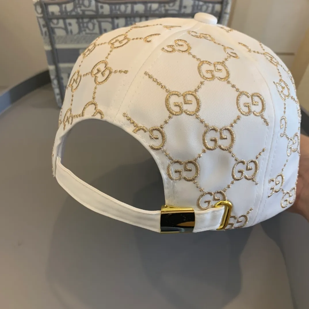 P80 Gucci Baseball Cap🧢Gucci Baseball Cap♥ New Baseball Cap at the counter 🧢 The details and workmanship are exquisite, trendy men and women's style