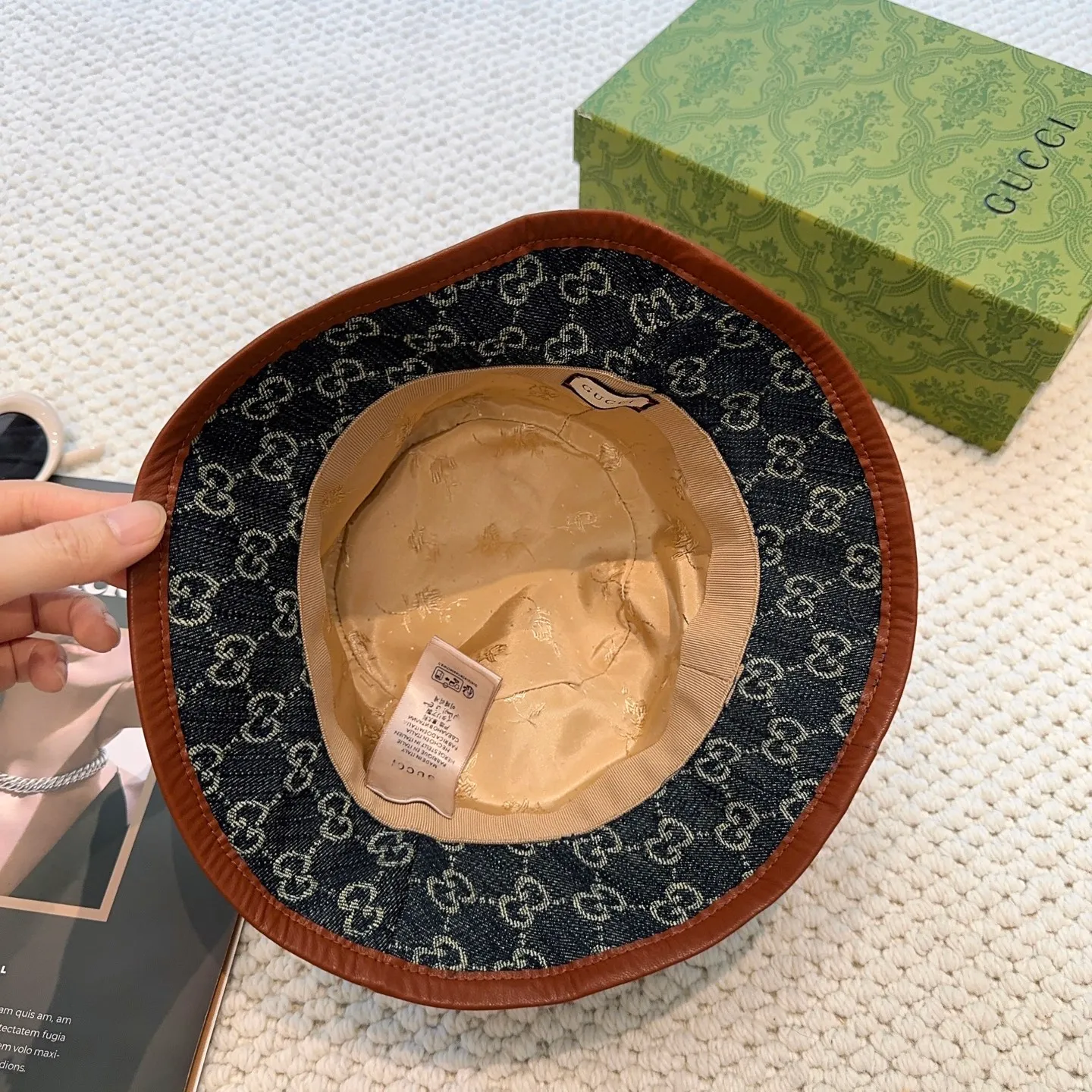 P90 original order quality GUCCI Gucci bucket hat👒Official website new product Gucci bucket hat is coming. The craftsmanship is very exquisite, high-end and classy! Low-key luxury, easy to carry! Running volume!