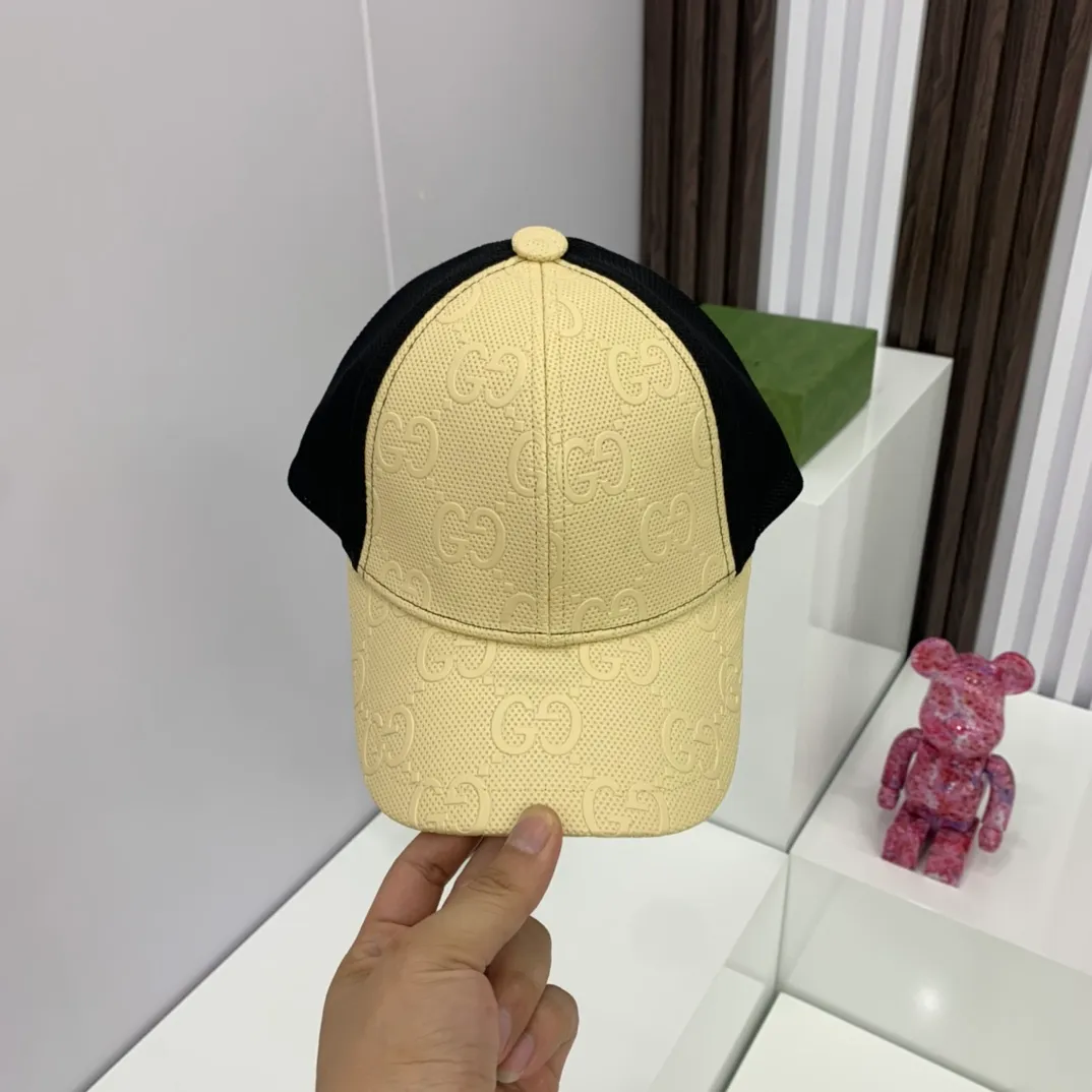 p80 GUCCI Gucci 2021 early spring counter new simple full dark pattern baseball cap, very trendy! Casual and sports style, classic production, super easy to match!