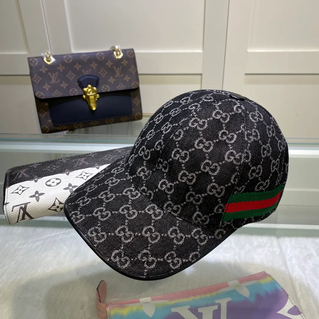 p90 with dust bag. Original baseball cap of the same style as GUCCI celebrity. Now on sale on the official website. The unit price is 5800. High-end custom-made. 🧢😱 meticulous workmanship. Complete. 👈 Full of personality, fashionable and versatile. 😘Buy it and you will earn money. [Smirk] Low-key luxury. 😘Versatile style. [Lip] Dear, hurry up and get it. [Wit] You deserve it!