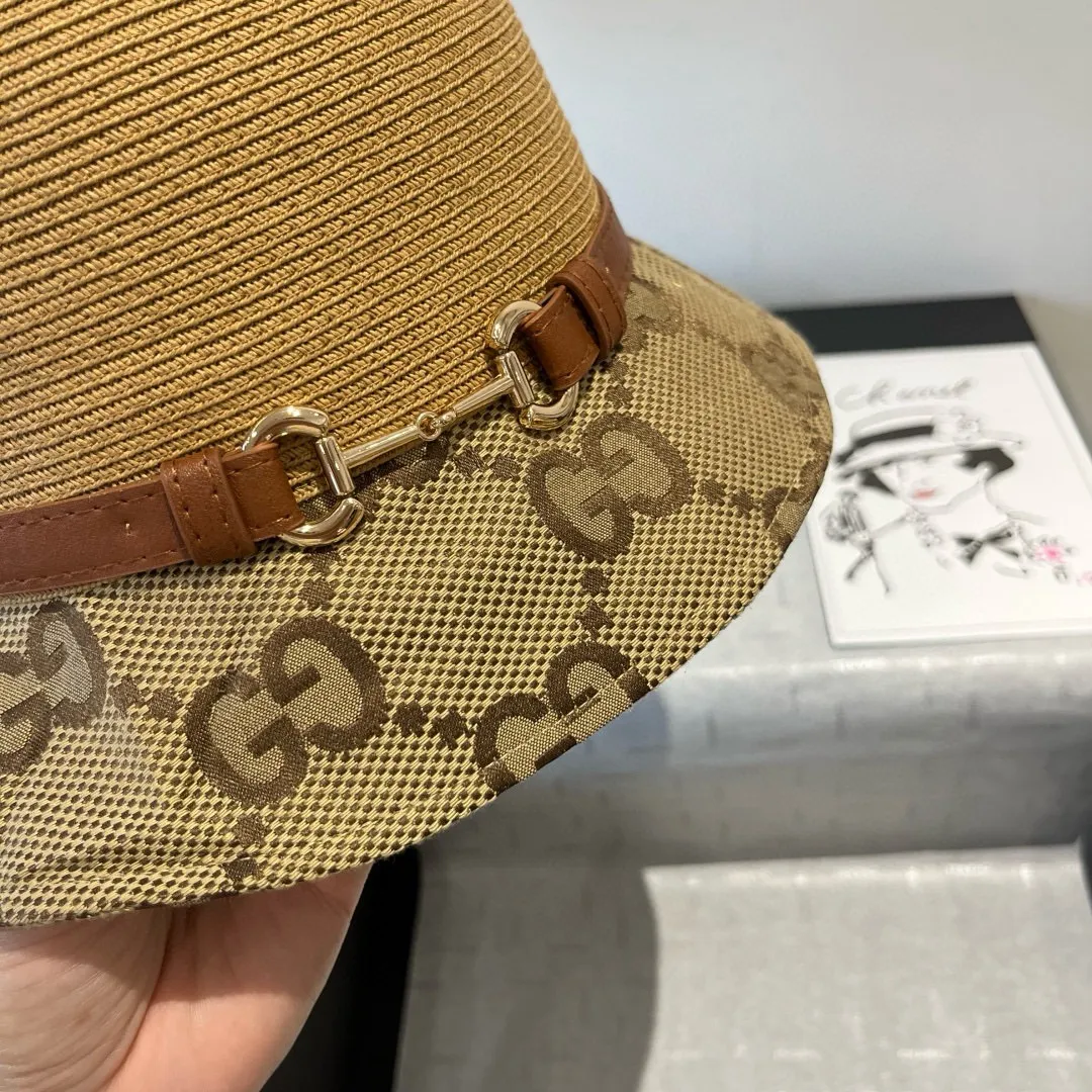 💰150¥ Gucci Gucci leather straw hat, thin straw hat, easy to carry, high-end customization, head circumference 57cm, khaki two colors
