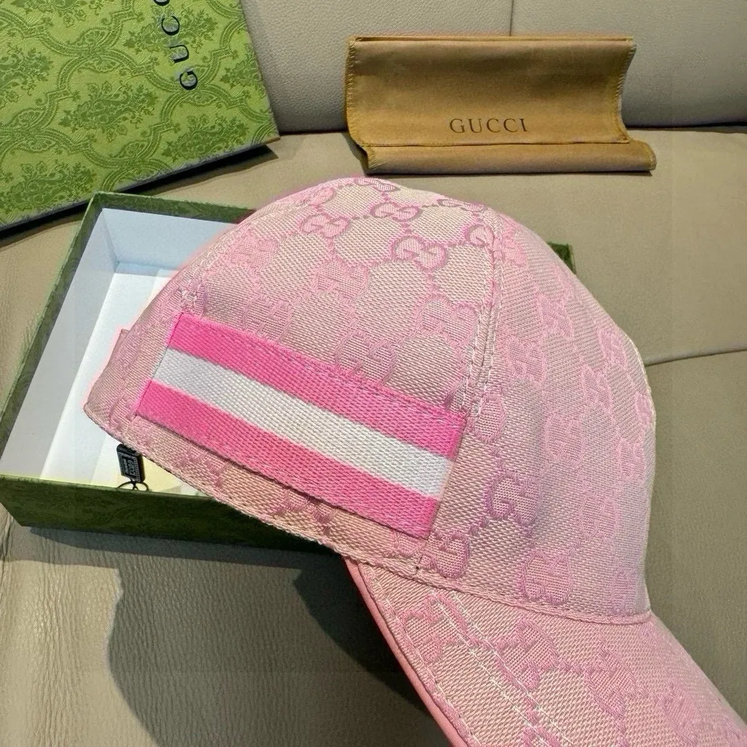 p900000 classic model! Apricot color, black, available in S and L sizes, Gucci (Gucci) classic original baseball cap 😍😍Customized with 1:1 mold opening at the counter, the highest version, original canvas fabric + first-layer cowhide, light and breathable! Photographed in real life, suitable for men and women in all seasons, basic head circumference 56cm, adjustable patches.