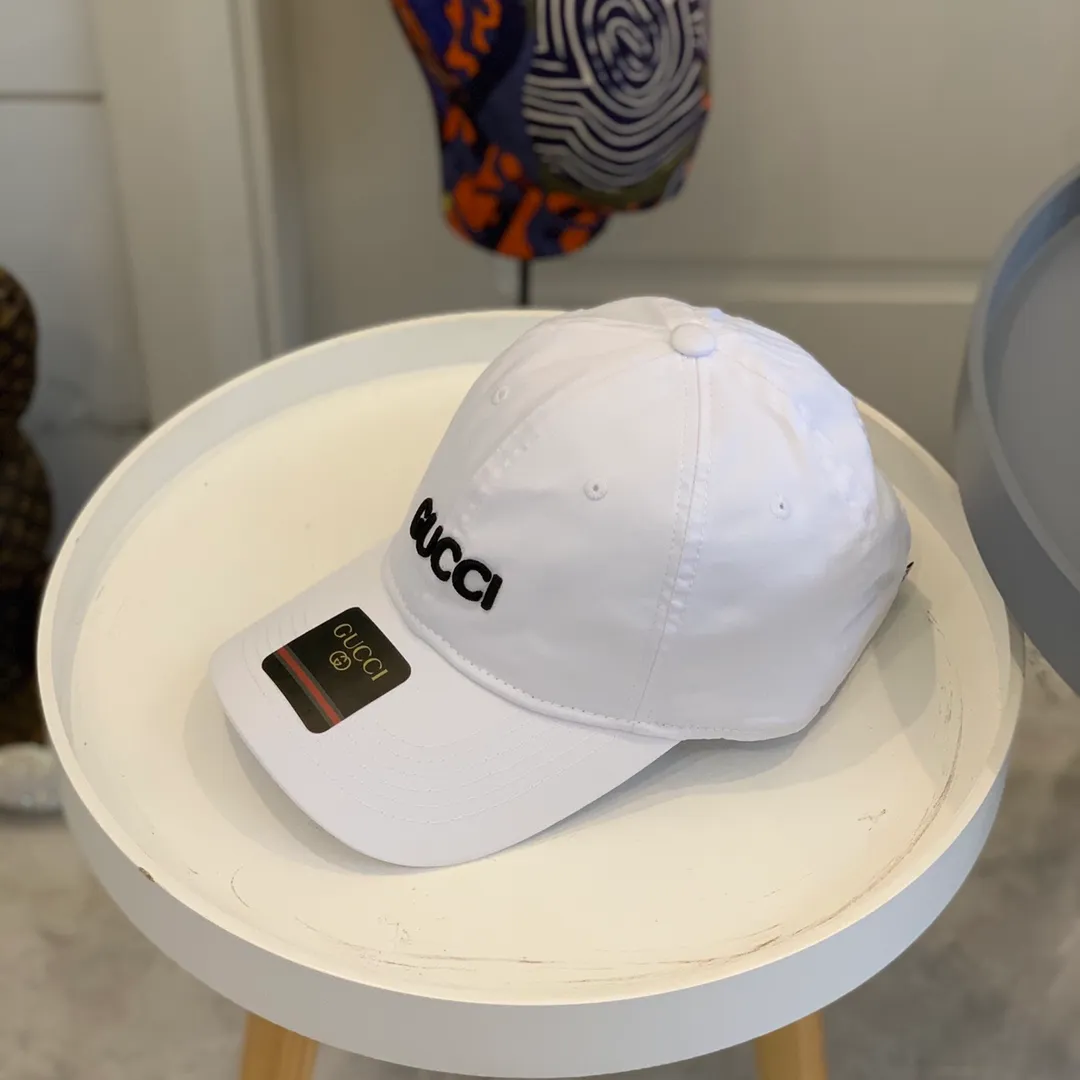 p60 Gucci Baseball Cap♥️GUCCI Baseball Cap🧢Official website new product Gucci Baseball Cap, original quality is very popular 🔥🎩 The craftsmanship is very exquisite, high-end and classy! Low-key luxury, easy to carry! Excellent quality👍Fashionable and versatile