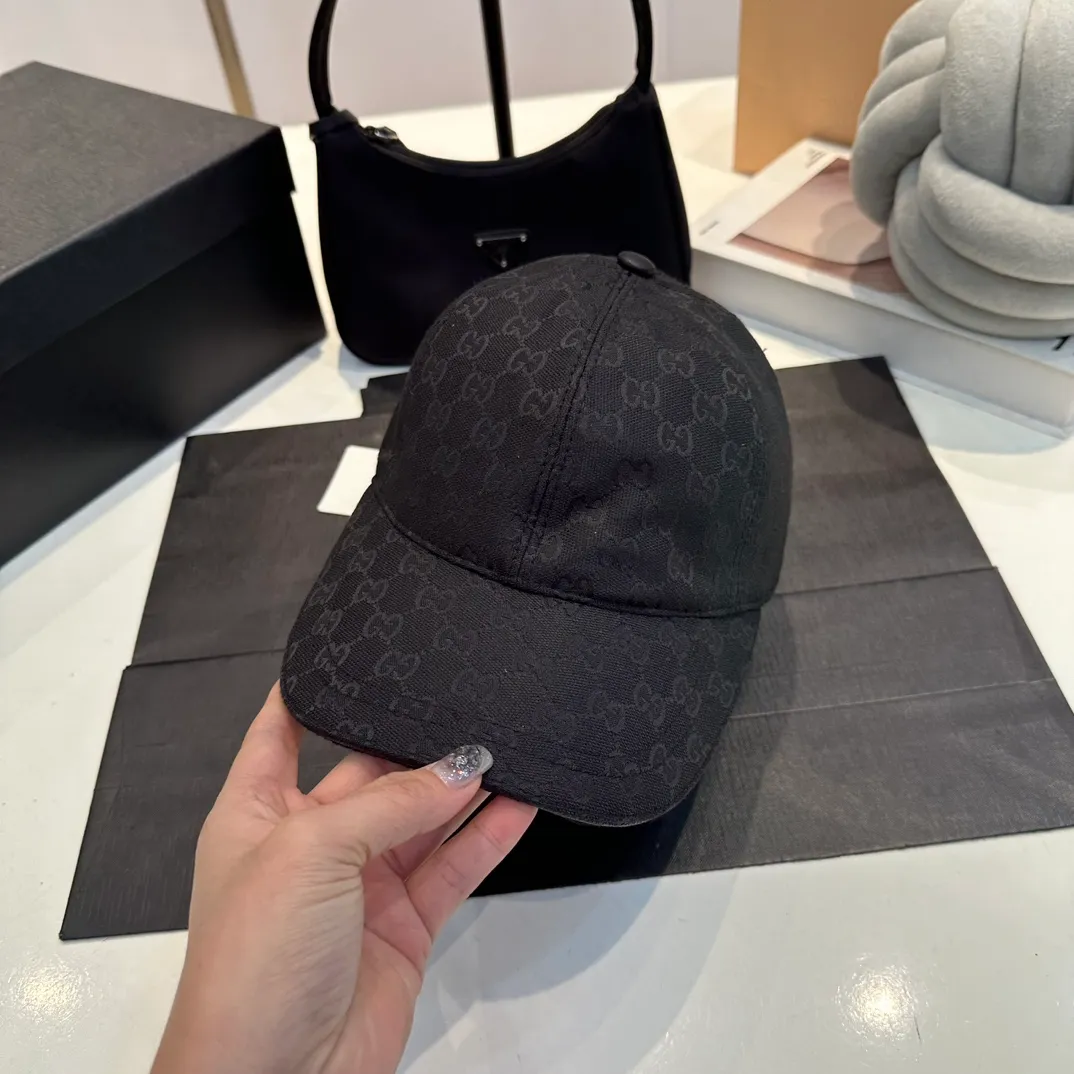 P60 Gucci Gucci classic presbyopic baseball cap original replica, same style for men and women