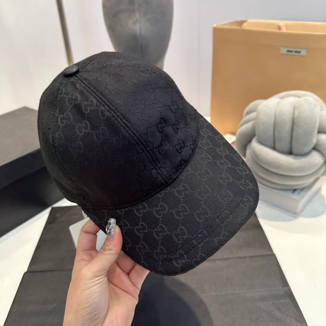 P60 Gucci Gucci classic presbyopic baseball cap original replica, same style for men and women