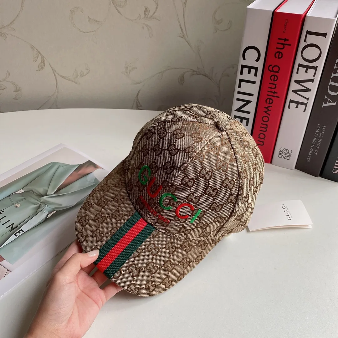 Special batch 🉐️70💰 🧢Gucci sun hat 2022 spring and summer new sun hat, the same empty top hat as the show, holiday style series,
