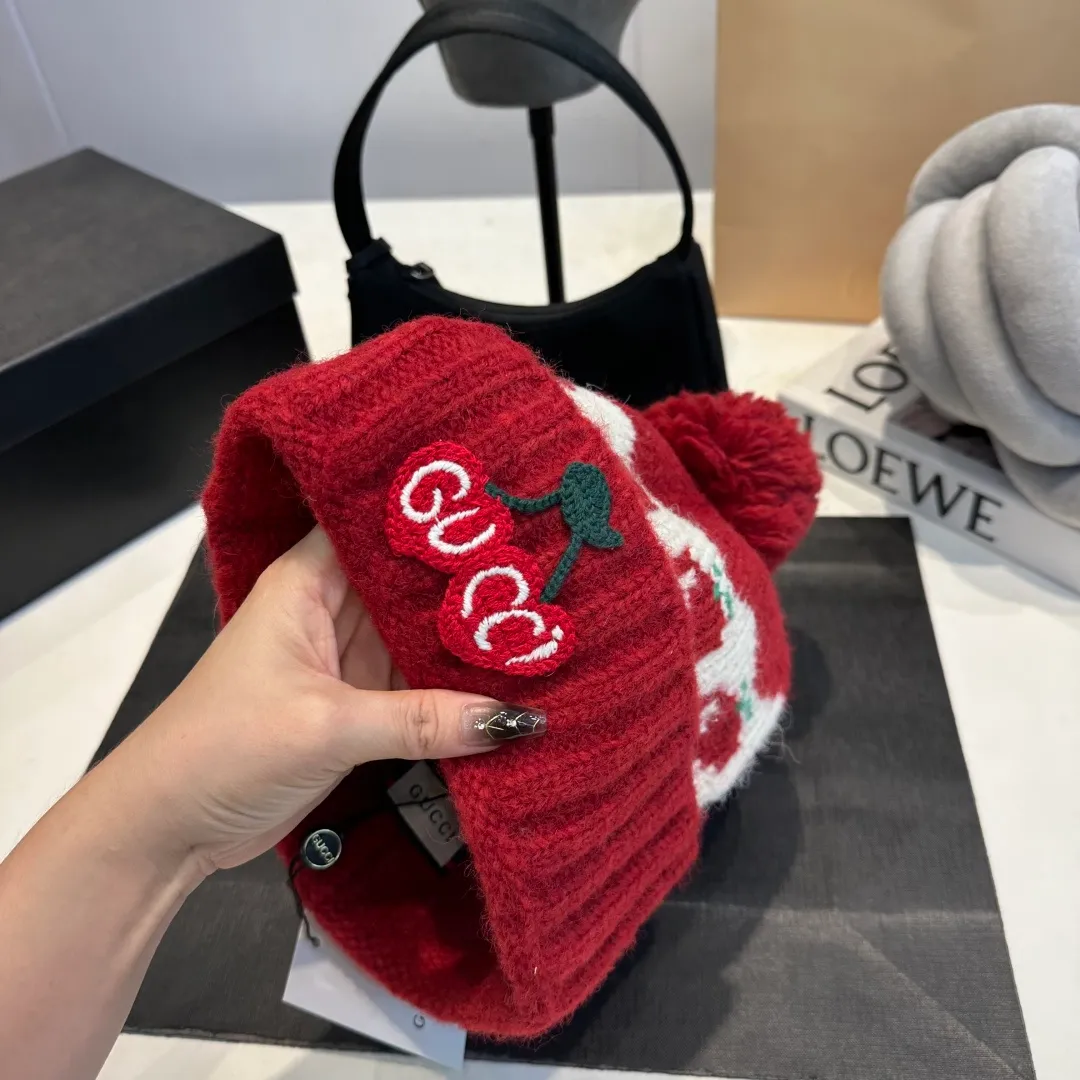 P60 Gucci knitted beanie, unisex