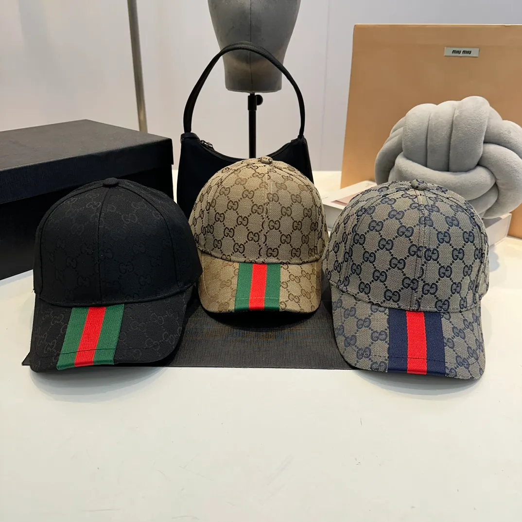 P54 Gucci Baseball Cap♥️GUCCI🧢New product from the official website, baseball cap, original quality, very popular 🔥🎩The craftsmanship is very exquisite, high-end and classy! Low-key luxury, easy to carry!