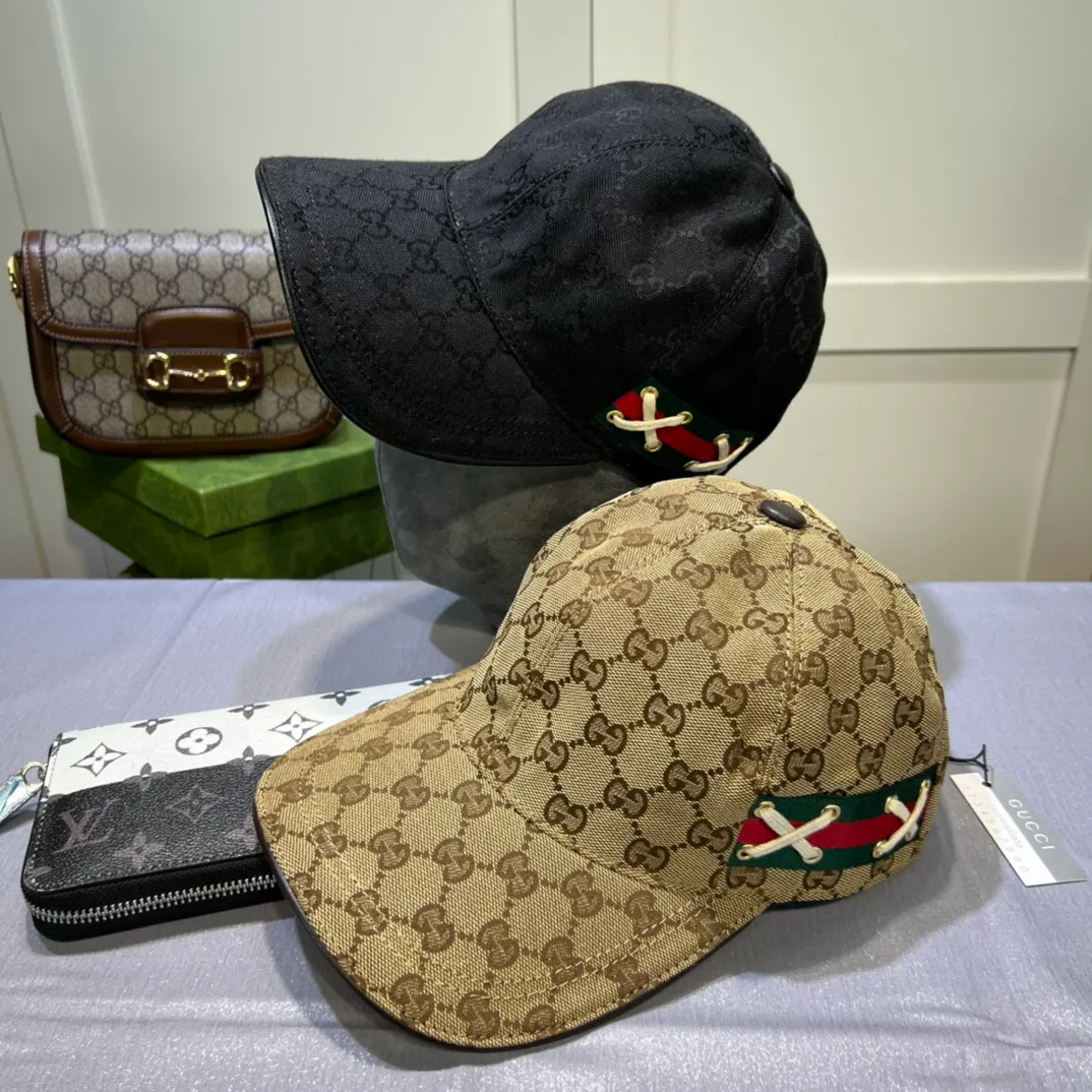 P80💰Gucci (Gucci) classic original baseball cap, steel buckle woven rope design 1:1 mold customization, original canvas + first layer of cowhide, full of heroism, excellent quality! Pure cotton lining, basic head circumference 56cm, adjustable patches.
