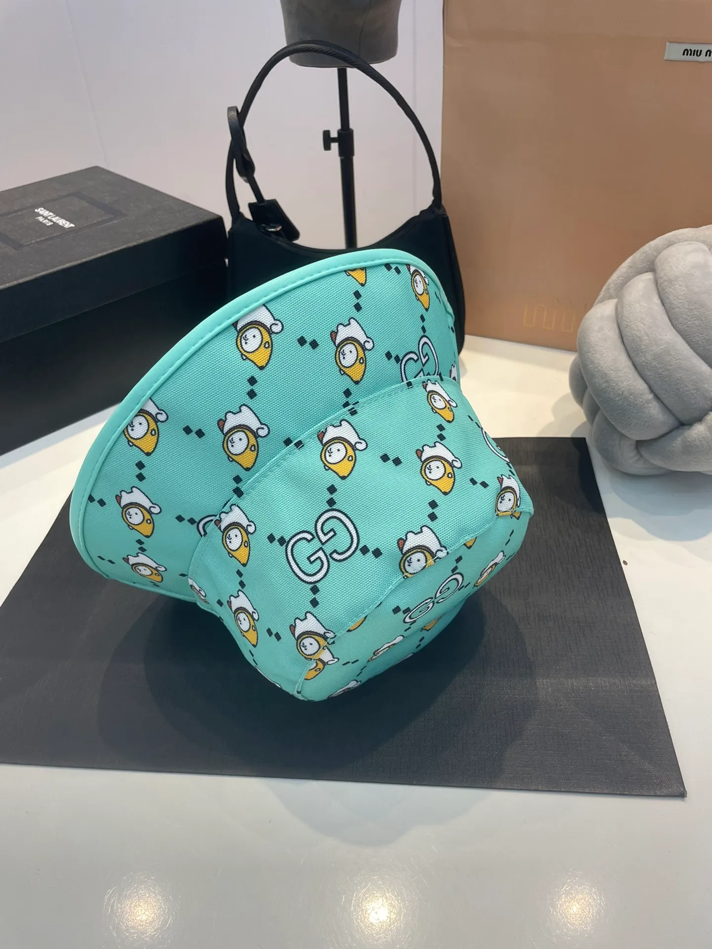 P60 Gucci original single bucket hat, counter style, unisex, head circumference 57cm