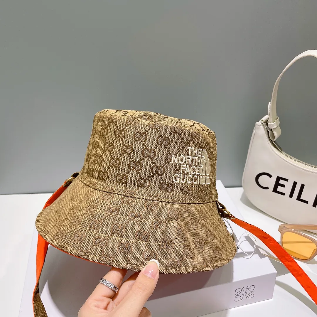 P70 [GUCCI Gucci] official website is online at the same time. Korean version of the new British sports style, heavy industry customization, 1:1 original quality, unisex baseball cap, pure cotton geological fabric, original quality counter🔥🔥🔥