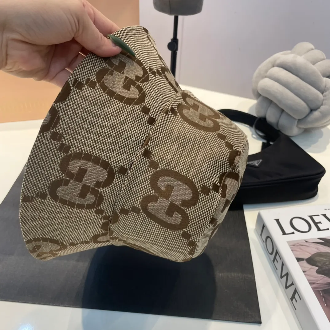 P50 GUCCI Gucci bucket hat 👒Official website new product Gucci🧢original quality is very popular, the workmanship is very exquisite, the high-end atmosphere is high-end! Low-key luxury, easy to carry! Running volume!