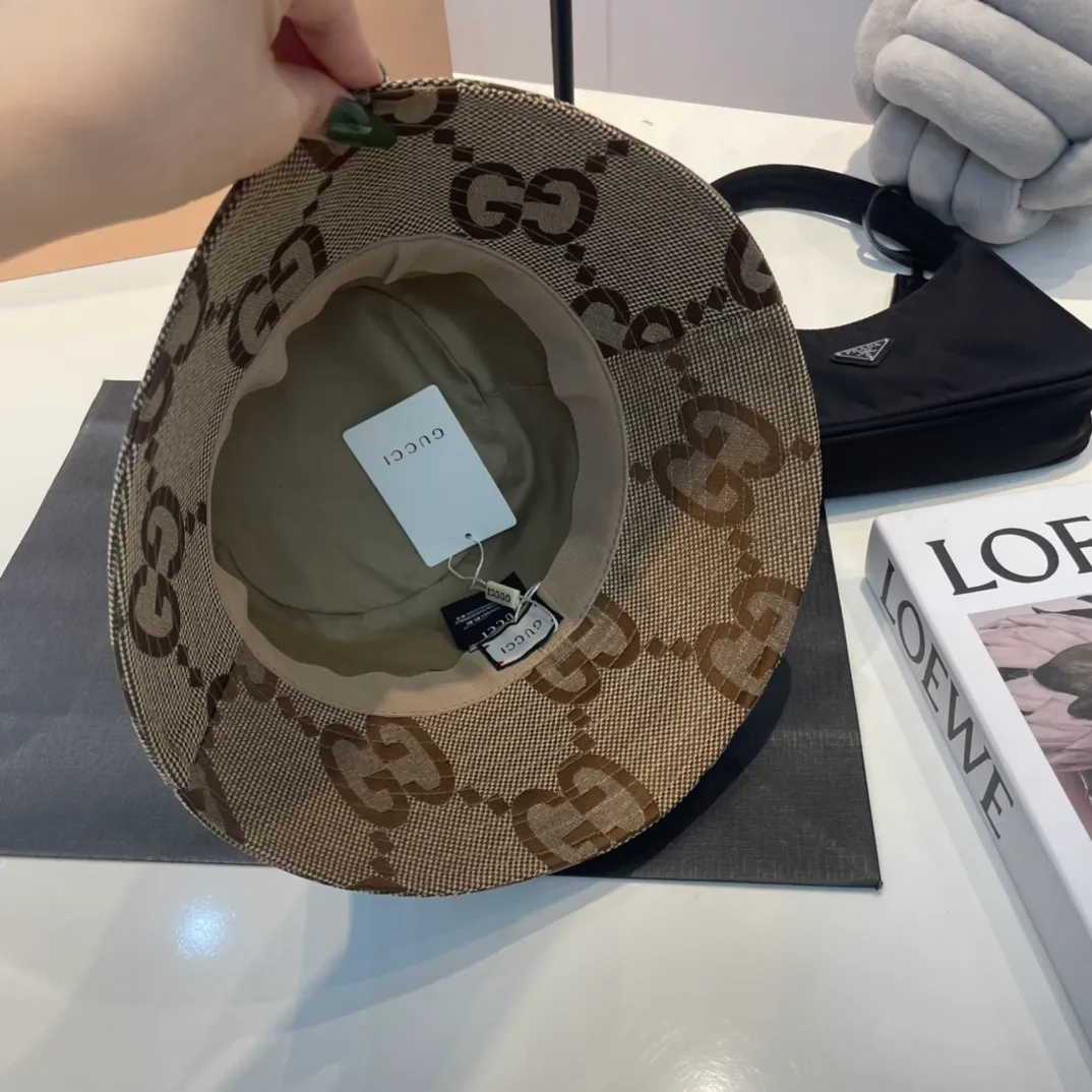 P50 GUCCI Gucci bucket hat 👒Official website new product Gucci🧢original quality is very popular, the workmanship is very exquisite, the high-end atmosphere is high-end! Low-key luxury, easy to carry! Running volume!